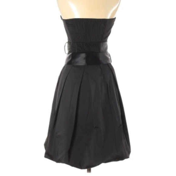 COPY - Zara basic pleated strapless bubble cocktail dress - Picture 5 of 5
